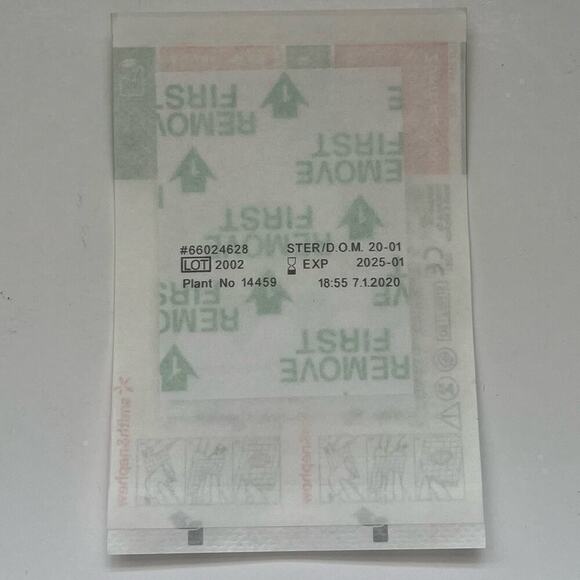 OpSite Flexigrid Transparent Film Dressing 2.4' x 2.75' in - 10 pcs - Picture 2 of 4